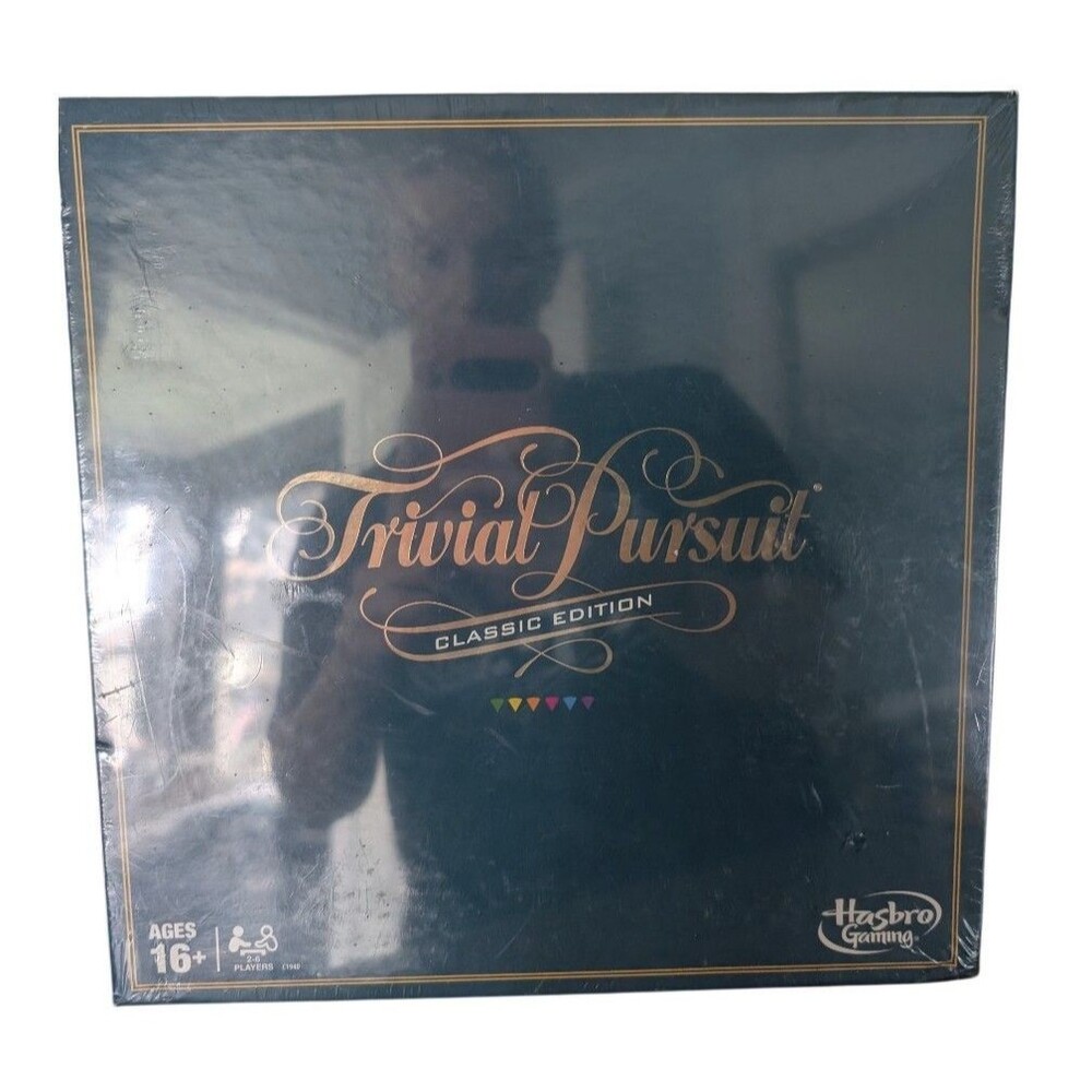 Trivial Pursuit Classic Edition Board Game 2016 Hasbro New Sealed